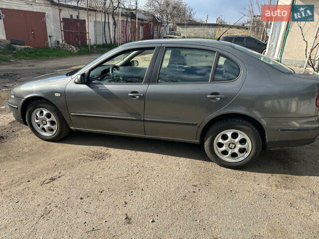 Сірий Сеат Toledo, об'ємом двигуна 1.9 л та пробігом 416 тис. км за 3800 $, фото 3 на Automoto.ua