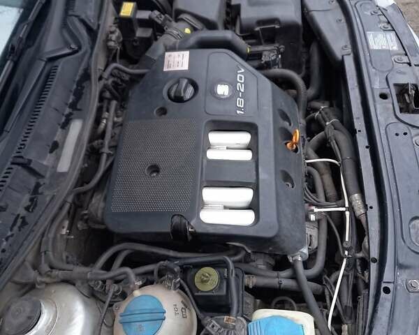 Сірий Сеат Toledo, об'ємом двигуна 1.8 л та пробігом 347 тис. км за 3350 $, фото 17 на Automoto.ua