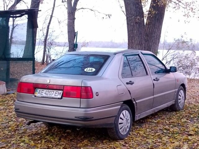 Серый Сеат Толедо, объемом двигателя 0 л и пробегом 270 тыс. км за 1600 $, фото 3 на Automoto.ua