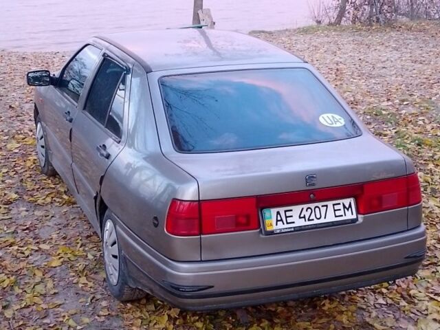 Серый Сеат Толедо, объемом двигателя 0 л и пробегом 270 тыс. км за 1600 $, фото 6 на Automoto.ua