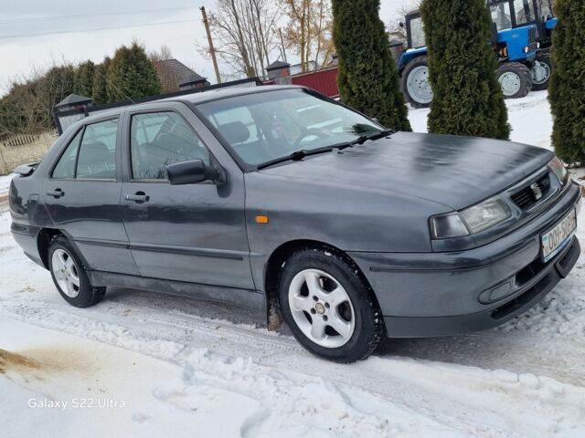 Серый Сеат Толедо, объемом двигателя 1.9 л и пробегом 300 тыс. км за 1350 $, фото 2 на Automoto.ua