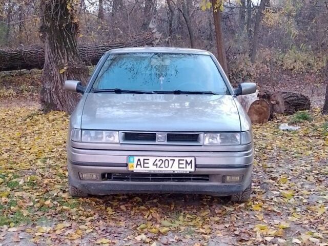 Серый Сеат Толедо, объемом двигателя 0 л и пробегом 270 тыс. км за 1600 $, фото 1 на Automoto.ua