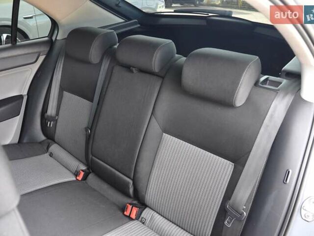 Сеат Toledo 2013 у Львові на Automoto.ua Сірий Сеат Toledo, об'ємом двигуна 1.2 л та пробігом 240 тис. км за 5999 $, фото 20 на Automoto.ua