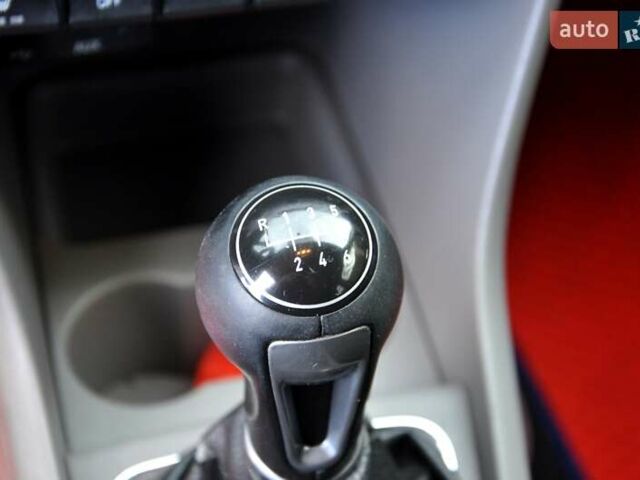 Сеат Toledo 2013 у Львові на Automoto.ua Сірий Сеат Toledo, об'ємом двигуна 1.2 л та пробігом 240 тис. км за 5999 $, фото 29 на Automoto.ua