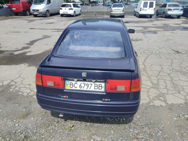 Синій Сеат Toledo, об'ємом двигуна 1.6 л та пробігом 280 тис. км за 919 $, фото 3 на Automoto.ua