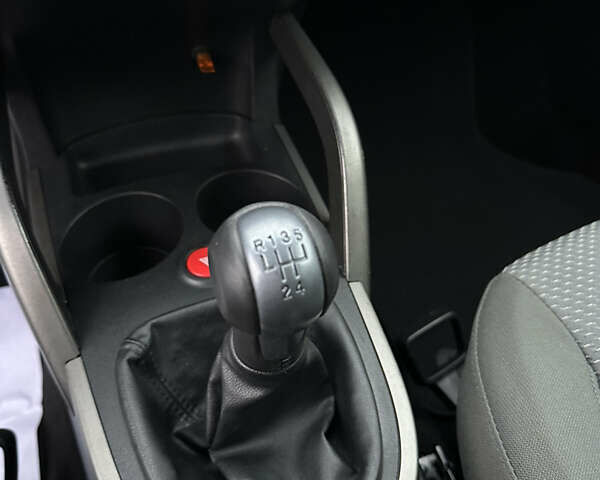 Синий Сеат Толедо, объемом двигателя 1.6 л и пробегом 213 тыс. км за 6500 $, фото 31 на Automoto.ua