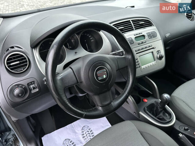 Синий Сеат Толедо, объемом двигателя 1.6 л и пробегом 213 тыс. км за 6500 $, фото 27 на Automoto.ua