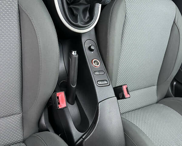 Синий Сеат Толедо, объемом двигателя 1.6 л и пробегом 213 тыс. км за 6500 $, фото 32 на Automoto.ua