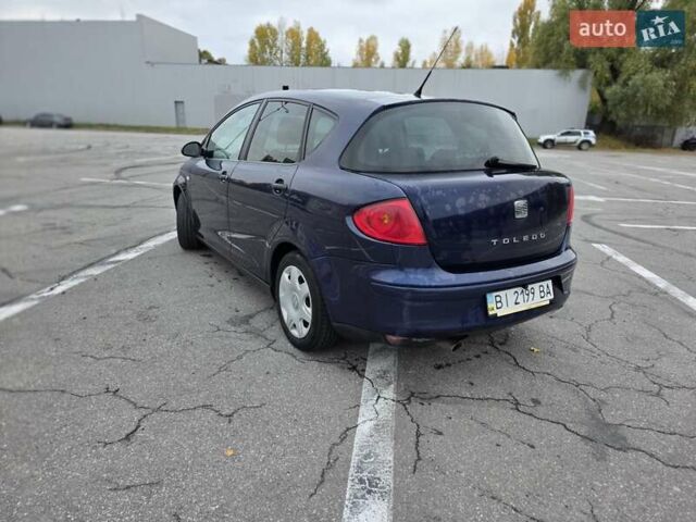 Сеат Toledo 2008 у Полтаві на Automoto.ua Синій Сеат Toledo, об'ємом двигуна 1.6 л та пробігом 111 тис. км за 4500 $, фото 7 на Automoto.ua