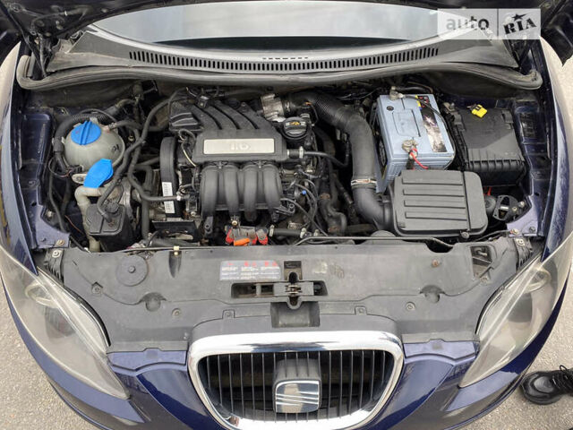 Синій Сеат Toledo, об'ємом двигуна 1.6 л та пробігом 187 тис. км за 4999 $, фото 31 на Automoto.ua