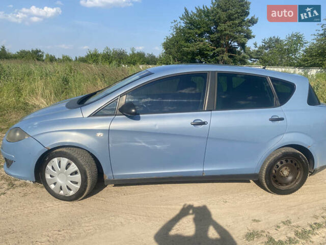 Синій Сеат Toledo, об'ємом двигуна 1.6 л та пробігом 300 тис. км за 3700 $, фото 1 на Automoto.ua