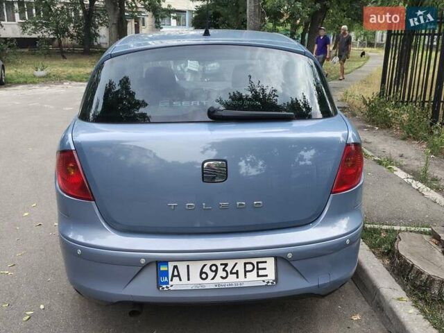 Синий Сеат Толедо, объемом двигателя 1.6 л и пробегом 274 тыс. км за 4700 $, фото 3 на Automoto.ua