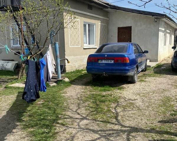 Синий Сеат Толедо, объемом двигателя 1.6 л и пробегом 250 тыс. км за 700 $, фото 2 на Automoto.ua