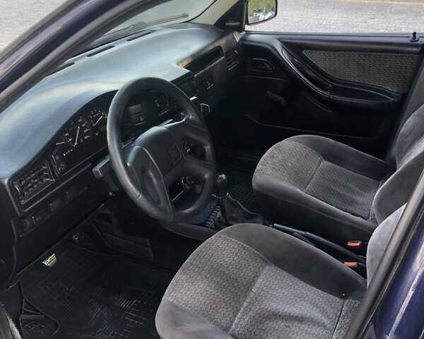 Синій Сеат Toledo, об'ємом двигуна 2 л та пробігом 400 тис. км за 950 $, фото 1 на Automoto.ua