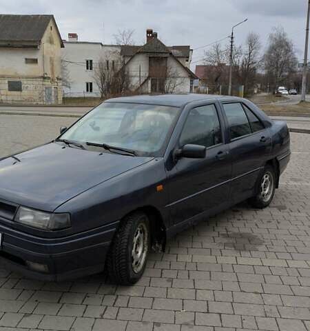 Синій Сеат Toledo, об'ємом двигуна 1.6 л та пробігом 313 тис. км за 1100 $, фото 1 на Automoto.ua