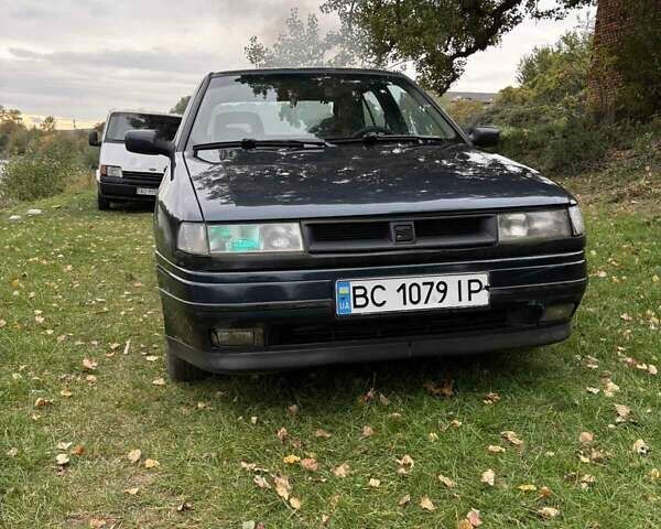 Синий Сеат Толедо, объемом двигателя 1.6 л и пробегом 200 тыс. км за 1150 $, фото 2 на Automoto.ua