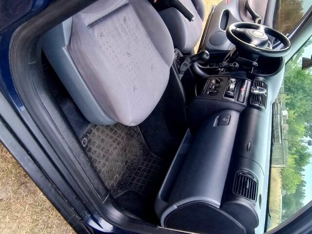 Сеат Толедо 2000 в Радомышле на Automoto.ua Синий Сеат Толедо, объемом двигателя 1.9 л и пробегом 334 тыс. км за 3500 $, фото 14 на Automoto.ua