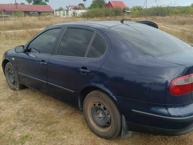 Сеат Толедо 2000 в Радомышле на Automoto.ua Синий Сеат Толедо, объемом двигателя 1.9 л и пробегом 334 тыс. км за 3500 $, фото 5 на Automoto.ua
