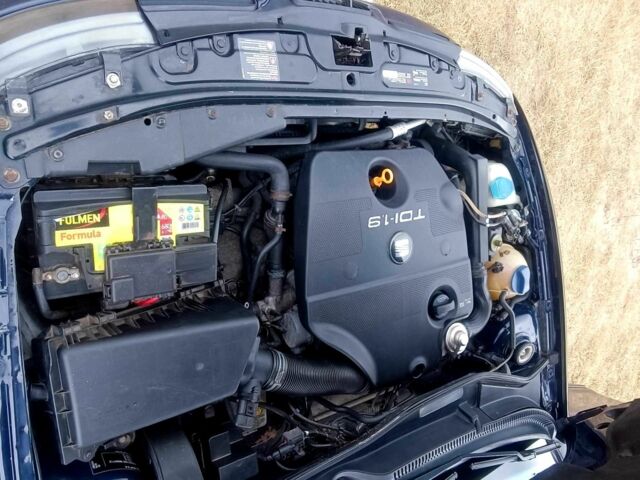 Сеат Толедо 2000 в Радомышле на Automoto.ua Синий Сеат Толедо, объемом двигателя 1.9 л и пробегом 334 тыс. км за 3500 $, фото 12 на Automoto.ua