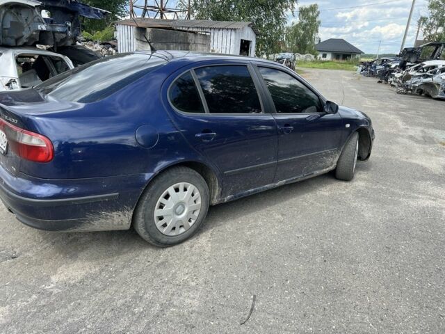 Синий Сеат Толедо, объемом двигателя 1.9 л и пробегом 400 тыс. км за 1350 $, фото 3 на Automoto.ua