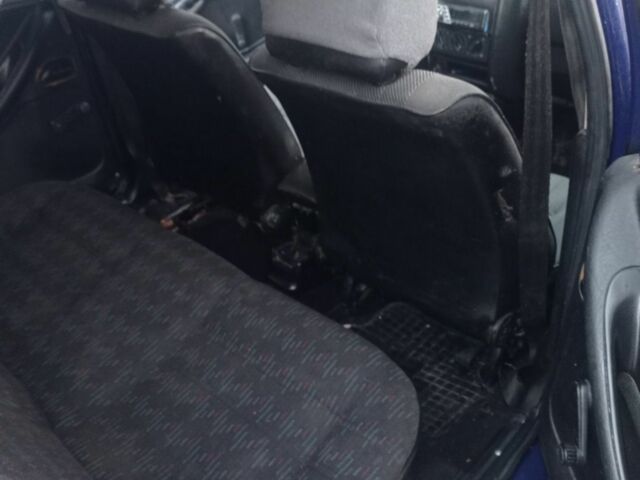 Синий Сеат Толедо, объемом двигателя 1.8 л и пробегом 300 тыс. км за 1000 $, фото 4 на Automoto.ua