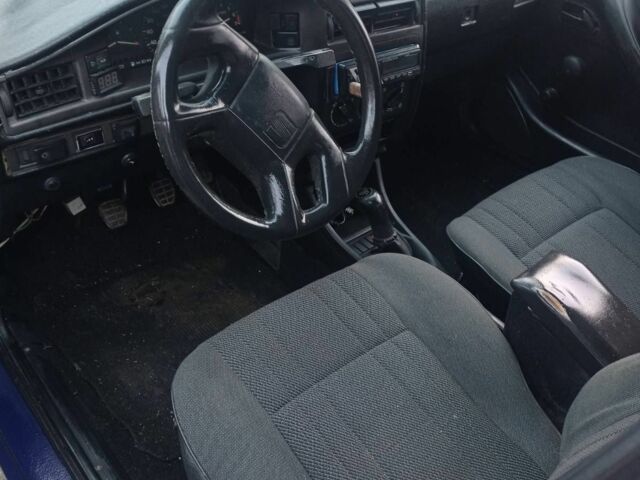 Синий Сеат Толедо, объемом двигателя 1.8 л и пробегом 300 тыс. км за 1000 $, фото 2 на Automoto.ua