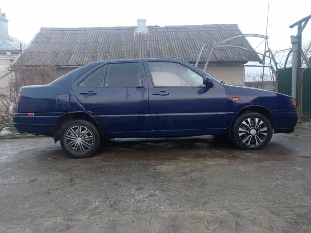 Синий Сеат Толедо, объемом двигателя 1.8 л и пробегом 300 тыс. км за 1000 $, фото 6 на Automoto.ua