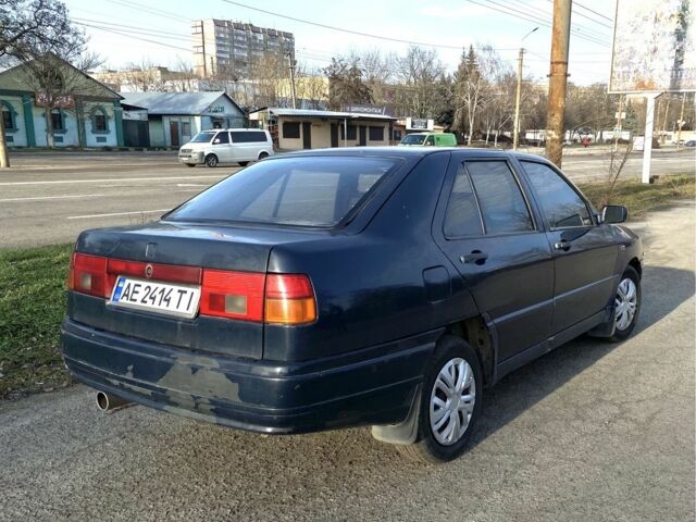 Синій Сеат Toledo, об'ємом двигуна 0.16 л та пробігом 300 тис. км за 1700 $, фото 3 на Automoto.ua