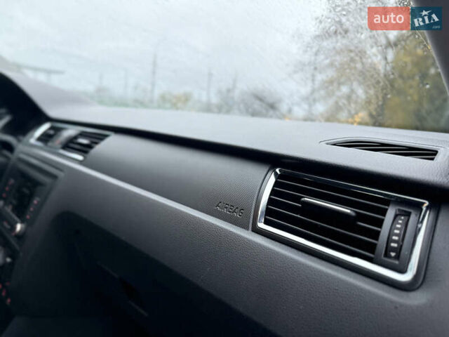 Синій Сеат Toledo, об'ємом двигуна 1.2 л та пробігом 232 тис. км за 8555 $, фото 8 на Automoto.ua