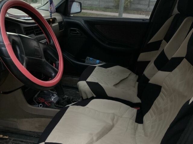 Сеат Toledo 1993 у Черкасах на Automoto.ua Зелений Сеат Toledo, об'ємом двигуна 1.8 л та пробігом 300 тис. км за 850 $, фото 5 на Automoto.ua