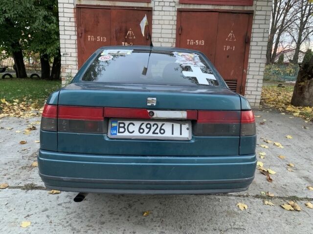 Сеат Toledo 1993 у Черкасах на Automoto.ua Зелений Сеат Toledo, об'ємом двигуна 1.8 л та пробігом 300 тис. км за 850 $, фото 1 на Automoto.ua