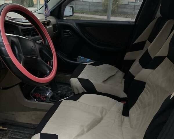 Сеат Toledo 1993 у Черкасах на Automoto.ua Зелений Сеат Toledo, об'ємом двигуна 1.8 л та пробігом 300 тис. км за 850 $, фото 4 на Automoto.ua