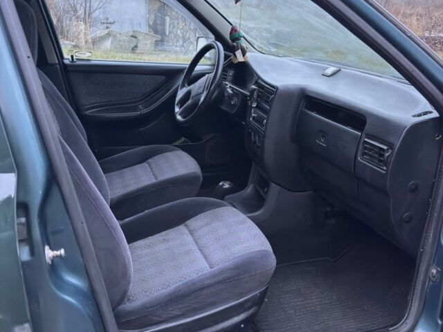 Зеленый Сеат Толедо, объемом двигателя 0 л и пробегом 180 тыс. км за 1350 $, фото 7 на Automoto.ua