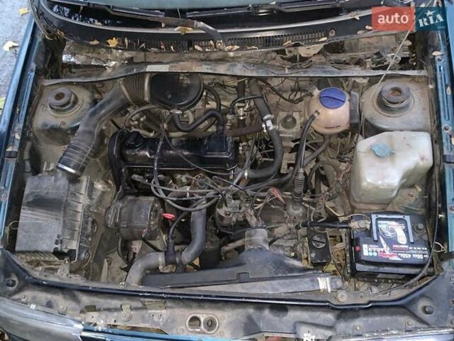 Сеат Toledo 1993 у Черкасах на Automoto.ua Зелений Сеат Toledo, об'ємом двигуна 1.8 л та пробігом 300 тис. км за 850 $, фото 5 на Automoto.ua