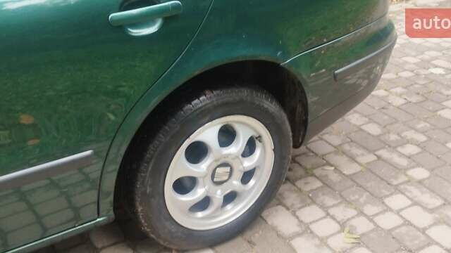 Зелений Сеат Toledo, об'ємом двигуна 1.6 л та пробігом 287 тис. км за 2600 $, фото 1 на Automoto.ua
