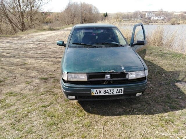 Зелений Сеат Toledo, об'ємом двигуна 2 л та пробігом 400 тис. км за 1500 $, фото 3 на Automoto.ua