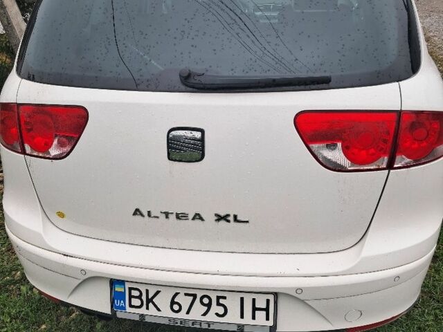 Белый Сеат Altea XL, объемом двигателя 1.8 л и пробегом 15 тыс. км за 8300 $, фото 4 на Automoto.ua