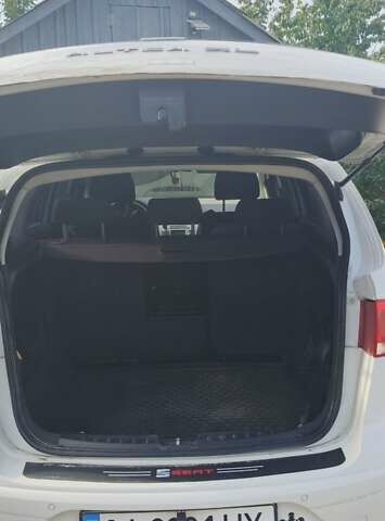 Белый Сеат Altea XL, объемом двигателя 1.9 л и пробегом 250 тыс. км за 6300 $, фото 4 на Automoto.ua