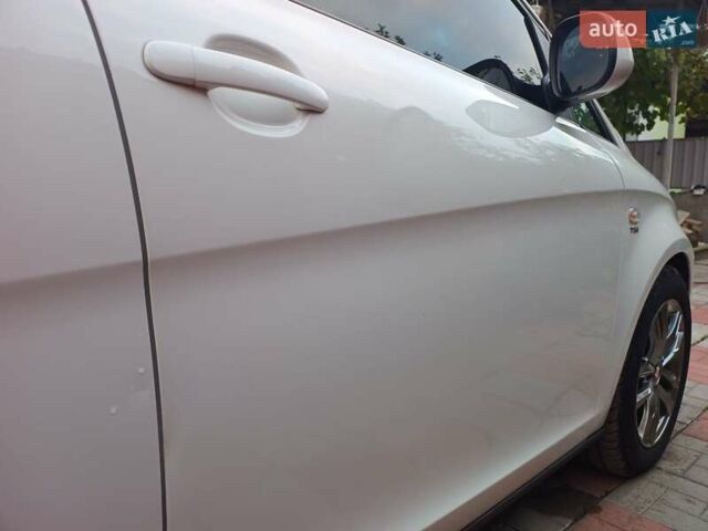 Сеат Altea XL 2010 в Виннице на Automoto.ua Белый Сеат Altea XL, объемом двигателя 1.8 л и пробегом 273 тыс. км за 7700 $, фото 2 на Automoto.ua