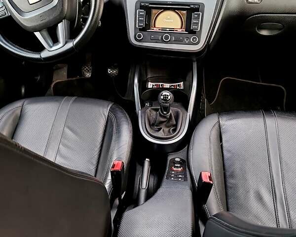 Белый Сеат Altea XL, объемом двигателя 1.6 л и пробегом 247 тыс. км за 7500 $, фото 2 на Automoto.ua