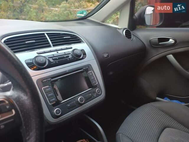 Сеат Altea XL 2010 в Виннице на Automoto.ua Белый Сеат Altea XL, объемом двигателя 1.8 л и пробегом 273 тыс. км за 7700 $, фото 15 на Automoto.ua