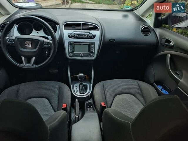 Сеат Altea XL 2010 в Виннице на Automoto.ua Белый Сеат Altea XL, объемом двигателя 1.8 л и пробегом 273 тыс. км за 7700 $, фото 11 на Automoto.ua