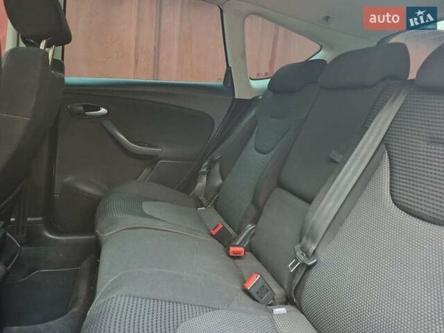 Сеат Altea XL 2010 в Виннице на Automoto.ua Белый Сеат Altea XL, объемом двигателя 1.8 л и пробегом 273 тыс. км за 7700 $, фото 12 на Automoto.ua
