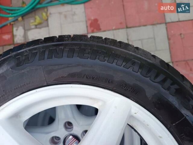 Сеат Altea XL 2010 в Виннице на Automoto.ua Белый Сеат Altea XL, объемом двигателя 1.8 л и пробегом 273 тыс. км за 7700 $, фото 26 на Automoto.ua