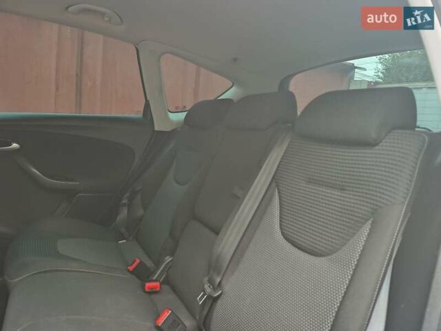 Сеат Altea XL 2010 в Виннице на Automoto.ua Белый Сеат Altea XL, объемом двигателя 1.8 л и пробегом 273 тыс. км за 7700 $, фото 14 на Automoto.ua