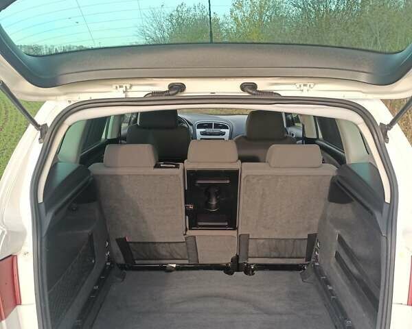 Сеат Altea XL 2011 в Виннице на Automoto.ua Белый Сеат Altea XL, объемом двигателя 1.6 л и пробегом 230 тыс. км за 7499 $, фото 15 на Automoto.ua