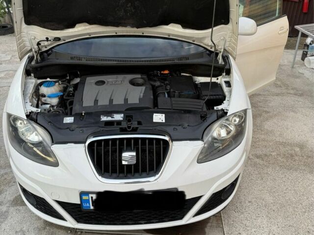 Білий Сеат Altea XL, об'ємом двигуна 1.6 л та пробігом 226 тис. км за 9200 $, фото 19 на Automoto.ua