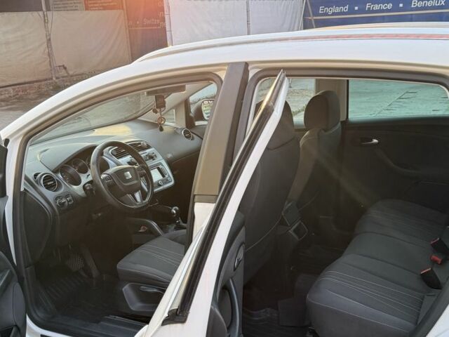 Білий Сеат Altea XL, об'ємом двигуна 1.6 л та пробігом 226 тис. км за 9200 $, фото 6 на Automoto.ua