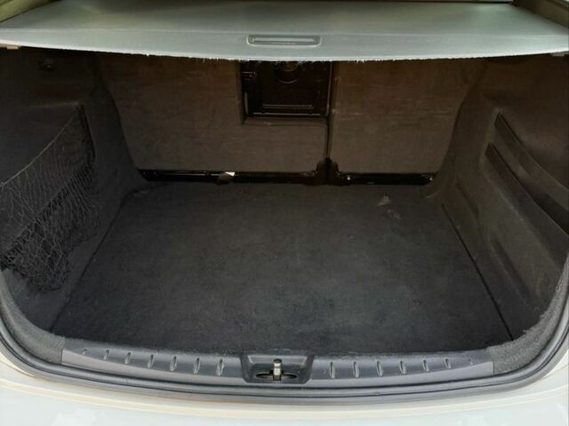 Білий Сеат Altea XL, об'ємом двигуна 1.6 л та пробігом 226 тис. км за 9200 $, фото 21 на Automoto.ua