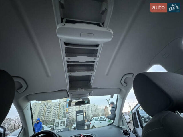 Білий Сеат Altea XL, об'ємом двигуна 1.6 л та пробігом 222 тис. км за 8400 $, фото 20 на Automoto.ua